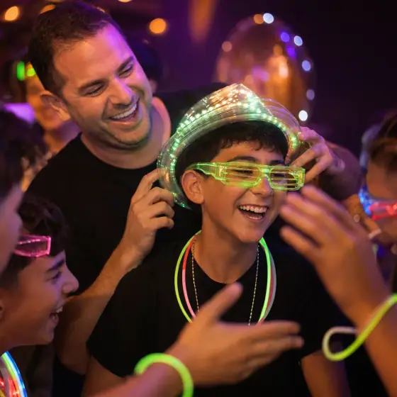 אביזרי קרנבל זוהרים